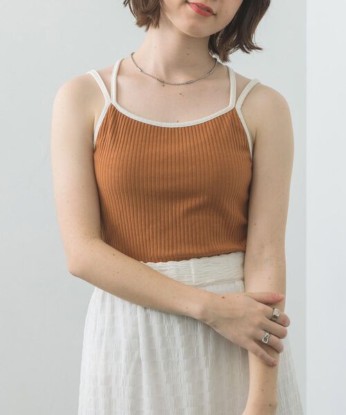 RETRO GIRL(レトロガール)の「カップ付パイピングキャミソール(キャミソール・レディース・ブラック/オフホワイト/グリーン/オレンジ・FREE)」の4枚目の写真