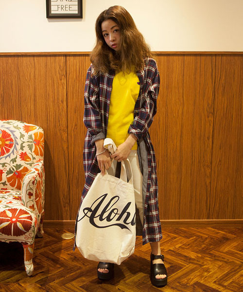 ROSE BUD COUPLES (ローズ バッド カップルズ)の「【大人気アイテム】(CHAMPION×ROSEBUD)CWSF331 20S/1 JERSEY SLEEVELESS POCKET TEE(タンクトップ・レディース・ホワイト/ミックスグレー/イエロー系その他/ブラック/ネイビー/ラベンダー・SMALL/MEDIUM)」の12枚目の写真