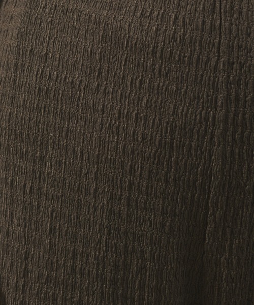 NEUNA（ヌナ）の「【ゆったり素材で着心地抜群。】シャーリングリラックス素材メローパンツ（スラックス・レディース・ブラック/ベージュ/ブラウン・SMALL/FREE）」の17枚目の写真