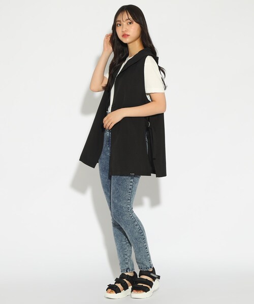 PINK-latte（ピンクラテ）の「◆【セットアイテム】フード付きジレ+Tシャツ（Tシャツ/カットソー・キッズ・ブラック/ナチュラル/ライトパープル・14/15 /16）」の10枚目の写真