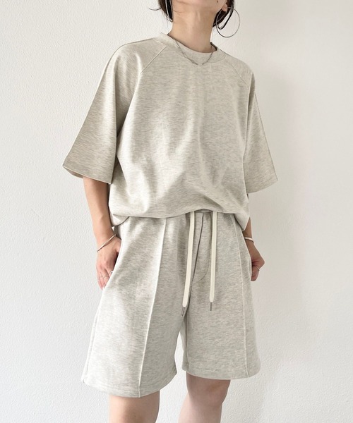 natto(ナット)の「【ユニセックスアイテム】loose silhouette sweat tee / ルーズシルエットスウェットtee(Tシャツ/カットソー・レディース・ライトグレー/ブラック/ベージュ/グレー・FREE)」の19枚目の写真