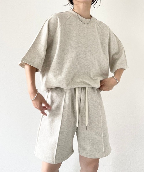 natto(ナット)の「【ユニセックスアイテム】loose silhouette sweat tee / ルーズシルエットスウェットtee(Tシャツ/カットソー・レディース・ライトグレー/ブラック/ベージュ/グレー・FREE)」の20枚目の写真