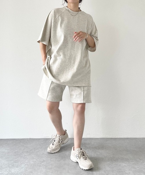 natto(ナット)の「【ユニセックスアイテム】loose silhouette sweat tee / ルーズシルエットスウェットtee(Tシャツ/カットソー・レディース・ライトグレー/ブラック/ベージュ/グレー・FREE)」の22枚目の写真