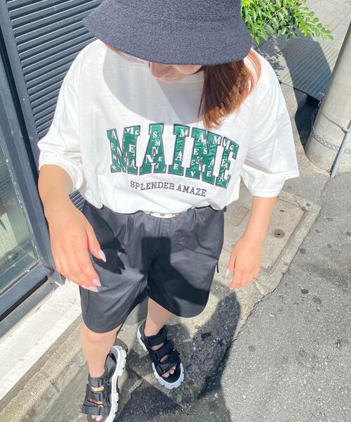 INGNI(イング)の「モノグラムカレッジロゴTシャツ(Tシャツ/カットソー・レディース・ブラック×ブルー/ホワイト×グリーン/ホワイト×ブルー・M)」の5枚目の写真