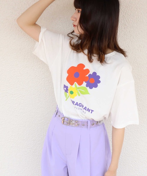 HONEYSUCKLE ROSE（ハニーサックルローズ）の「【HONEYSUCKLE ROSE】フラワープリントＴシャツ（Tシャツ/カットソー・レディース・ブラック/グリーン/ホワイト・M/L）」の18枚目の写真