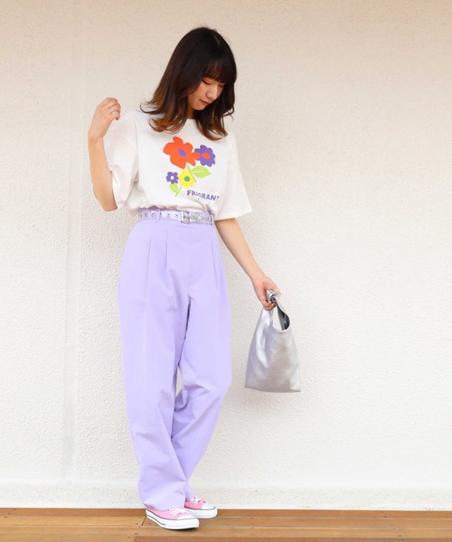 HONEYSUCKLE ROSE（ハニーサックルローズ）の「【HONEYSUCKLE ROSE】フラワープリントＴシャツ（Tシャツ/カットソー・レディース・ブラック/グリーン/ホワイト・M/L）」の22枚目の写真