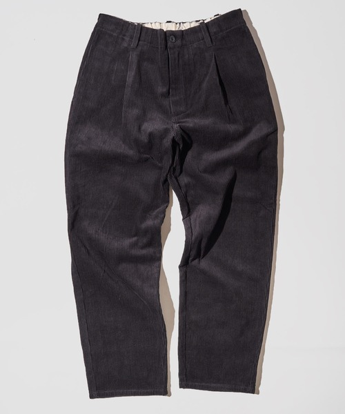 UNIVERSAL OVERALL(ユニバーサルオーバーオール)の「【UNIVERSAL OVERALL】CORDUROY TUCK TAPERED PANTS(チノパンツ・メンズ・ブラック/グレー/ベージュ/ブラウン・SMALL/MEDIUM/LARGE/X-LARGE)」の16枚目の写真