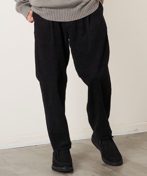 UNIVERSAL OVERALL(ユニバーサルオーバーオール)の「【UNIVERSAL OVERALL】CORDUROY TUCK TAPERED PANTS(チノパンツ・メンズ・ブラック/グレー/ベージュ/ブラウン・SMALL/MEDIUM/LARGE/X-LARGE)」の7枚目の写真