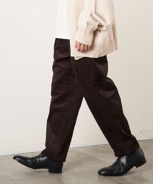 UNIVERSAL OVERALL(ユニバーサルオーバーオール)の「【UNIVERSAL OVERALL】CORDUROY TUCK TAPERED PANTS(チノパンツ・メンズ・ブラック/グレー/ベージュ/ブラウン・SMALL/MEDIUM/LARGE/X-LARGE)」の11枚目の写真