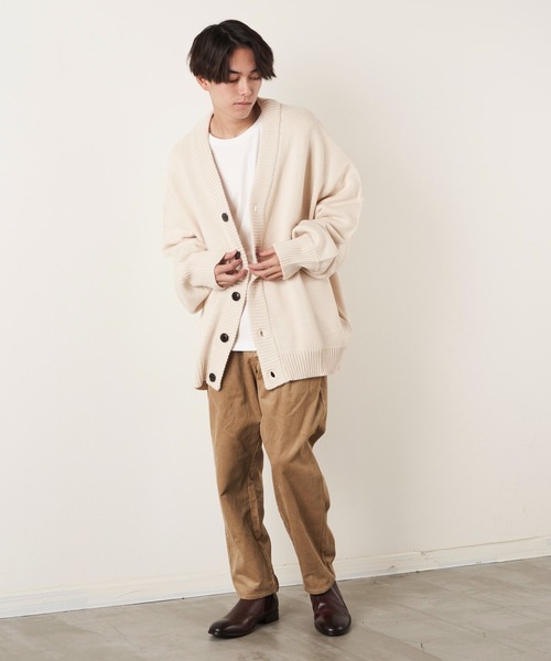 UNIVERSAL OVERALL(ユニバーサルオーバーオール)の「【UNIVERSAL OVERALL】CORDUROY TUCK TAPERED PANTS(チノパンツ・メンズ・ブラック/グレー/ベージュ/ブラウン・SMALL/MEDIUM/LARGE/X-LARGE)」の8枚目の写真