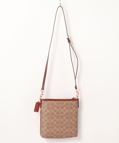 COACH（コーチ）の「キット メッセンジャー クロスボディ・カラーブロック シグネチャー キャンバス（ショルダーバッグ・レディース・ブラウン系その他・ONE）」の7枚目の写真