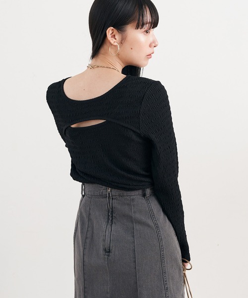 earth music&ecology(アースミュージックアンドエコロジー)の「ジャガードカットアウトプルオーバー(Tシャツ/カットソー・レディース・ライトブラウン/オフホワイト/ブラック/ブルーグリーン・M/S)」の3枚目の写真