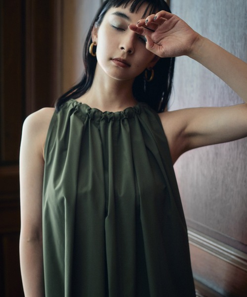 MATURED（マチュアード）の「【MATURED/マチュアード】2WAYギャザーワンピース（ワンピース・レディース・カーキ/マスタード・1/2）」の4枚目の写真