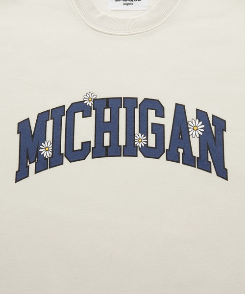 BASQUE magenta（バスクマゼンタ）の「カレッジ/サークルロゴデザインビッグシルエットクルーネック スウェット（スウェット・レディース・ブラック系1/ブラック系2/グリーン系1/ブルー系2/グレー系2/グリーン系2/アイボリー系1/グレー系1/ブラック系3/アイボリー系3・FREE）」の13枚目の写真