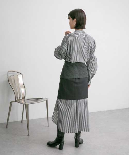 KBF（ケイビーエフ）の「ターンバックミニスカート（スカート・レディース・チャコールグレー/ベージュ系その他・ONE）」の5枚目の写真
