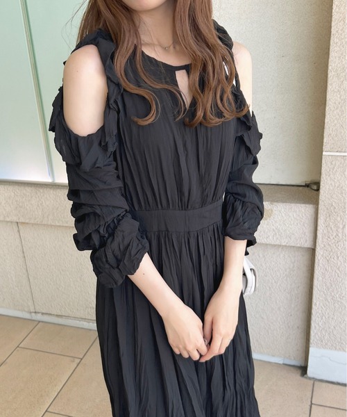 apres jour(アプレジュール)の「肩開きクリンクルワンピース【ZOZOTOWN限定アイテム】(ワンピース・レディース・ブラック/アイボリー/ラベンダー・X-LARGE/フリー)」の12枚目の写真