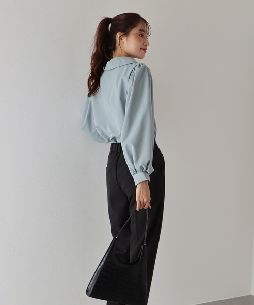 BLUEEAST（ブルーイースト）の「ボリュームスリーブストライプシャツ（シャツ/ブラウス・レディース・ネイビー/オフホワイト/ダークネイビー/ブルー/ホワイト/ベージュ/ブラック・MEDIUM）」の19枚目の写真