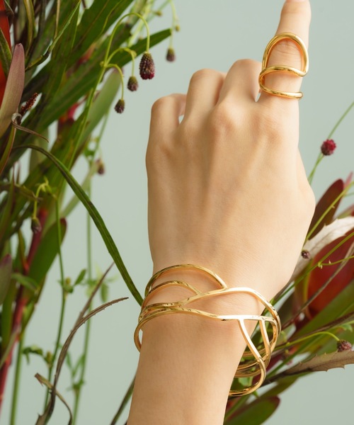 ANOH（アノー）の「モチーフバングル（バングル/リストバンド・レディース・シルバー/ゴールド・FREE）」の11枚目の写真