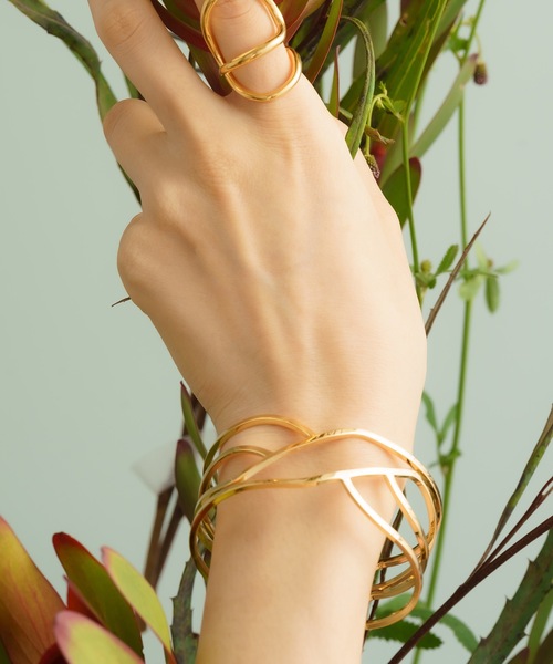 ANOH（アノー）の「モチーフバングル（バングル/リストバンド・レディース・シルバー/ゴールド・FREE）」の13枚目の写真