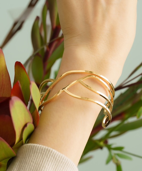 ANOH（アノー）の「モチーフバングル（バングル/リストバンド・レディース・シルバー/ゴールド・FREE）」の10枚目の写真