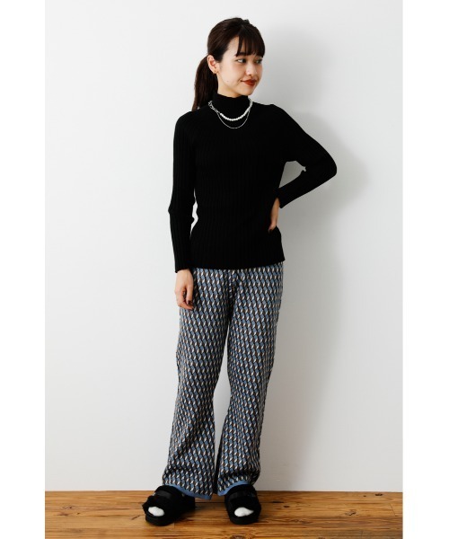 RODEO CROWNS WIDE BOWL（ロデオクラウンズワイドボウル）の「リブタートルニット（ニット/セーター・レディース・ブラック/ライトグリーン/オフホワイト/ピンク・FREE）」の15枚目の写真