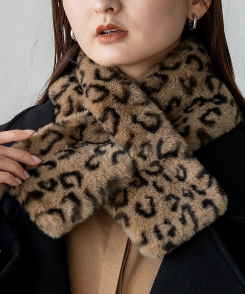 VitaFelice（ヴィータフェリーチェ）の「差し込みフェイクファーティペット（マフラー・レディース・モカ/アイボリー/ブラウン系その他/ライトグレー/ライトベージュ/チャコール/ベージュ系その他2/ベージュ系その他/ホワイト系その他・FREE）」の2枚目の写真