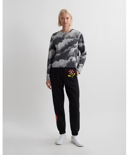 Saturdays NYC(サタデーズ ニューヨークシティ )の「Stanton Airbrush Flower Sweatpant(その他パンツ・レディース・ブラック・L/M/S/X-SMALL)」の2枚目の写真