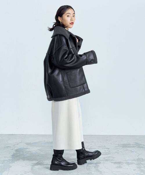 新品同様✩本物✩ムートンコート✩柔らか✩ブラック✩ツルツルの革✩軽いです fredy emue（フレディエミュ）の「フェイクムートン ボアブルゾン