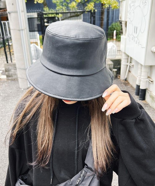 Figments(フィグメンツ)の「フェィクレザーバケットハット(ハット・レディース・ブラック・FREE)」の5枚目の写真