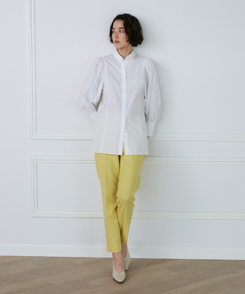 Luftrobe（ルフトローブ）の「Iラインシャツ 新感覚ポリエステルKinari（シャツ/ブラウス・レディース・オフホワイト/サックスブルー・9号）」の4枚目の写真