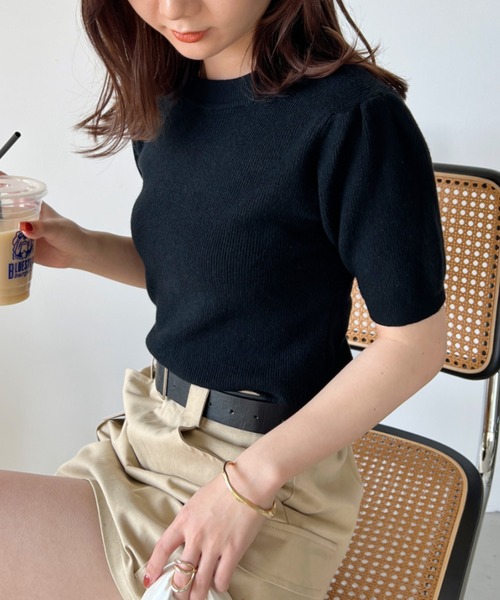 CLEA（クレア）の「パフスリーブコンパクトリブニット（Tシャツ/カットソー・レディース・アイボリー/カーキ/ブラック・FREE）」の21枚目の写真