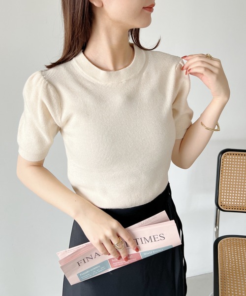CLEA（クレア）の「パフスリーブコンパクトリブニット（Tシャツ/カットソー・レディース・アイボリー/カーキ/ブラック・FREE）」の6枚目の写真