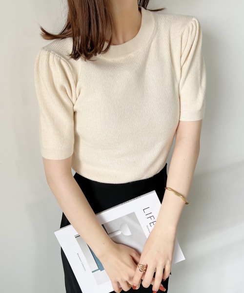 CLEA（クレア）の「パフスリーブコンパクトリブニット（Tシャツ/カットソー・レディース・アイボリー/カーキ/ブラック・FREE）」の8枚目の写真