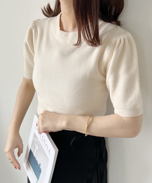 CLEA（クレア）の「パフスリーブコンパクトリブニット（Tシャツ/カットソー・レディース・アイボリー/カーキ/ブラック・FREE）」の5枚目の写真