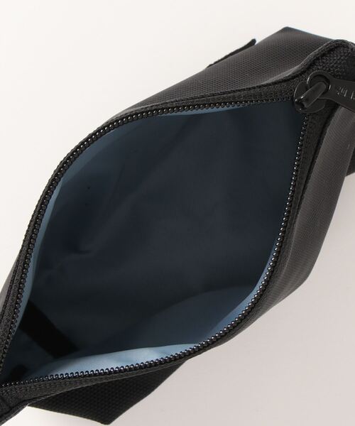 KELTY(ケルティ)の「1260Dバリスティックナイロン使用【KELTY】アーバンハンディポーチ / URBAN HANDY POUCH 2(ポーチ・レディース・ブラック/モカ・FREE)」の5枚目の写真