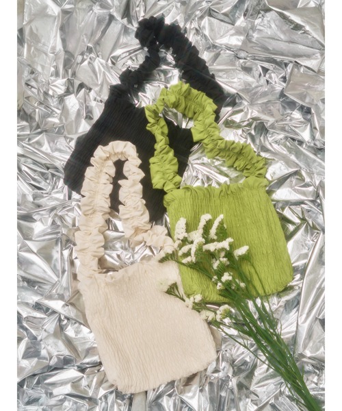 WC(ダブル シー)の「フリルシャーリングショルダー(ショルダーバッグ・レディース・グリーン/ブラック/アイボリー・FREE)」の20枚目の写真