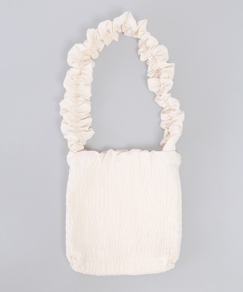 WC(ダブル シー)の「フリルシャーリングショルダー(ショルダーバッグ・レディース・グリーン/ブラック/アイボリー・FREE)」の21枚目の写真