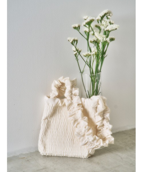 WC(ダブル シー)の「フリルシャーリングショルダー(ショルダーバッグ・レディース・グリーン/ブラック/アイボリー・FREE)」の15枚目の写真