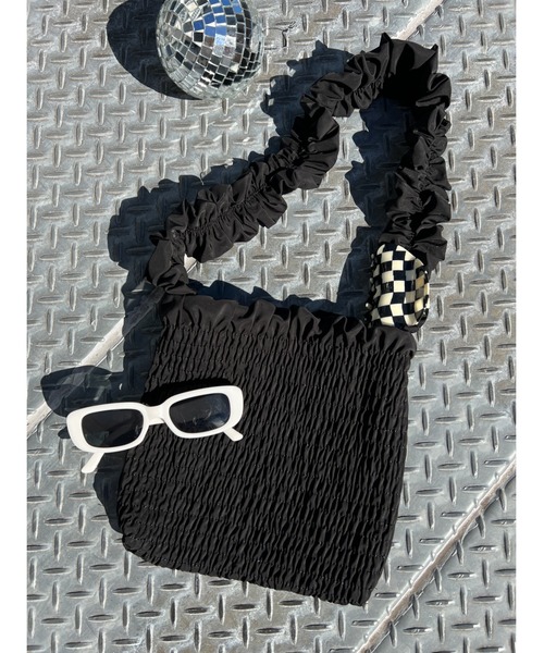 WC(ダブル シー)の「フリルシャーリングショルダー(ショルダーバッグ・レディース・グリーン/ブラック/アイボリー・FREE)」の17枚目の写真