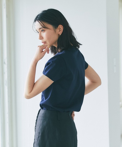 RIVE DROITE(リヴドロワ)の「コンパクトサイズになって登場/スーピマコットンコンパクトTシャツ(Tシャツ/カットソー・レディース・ネイビー/オフホワイト/ブラウン・FREE)」の7枚目の写真