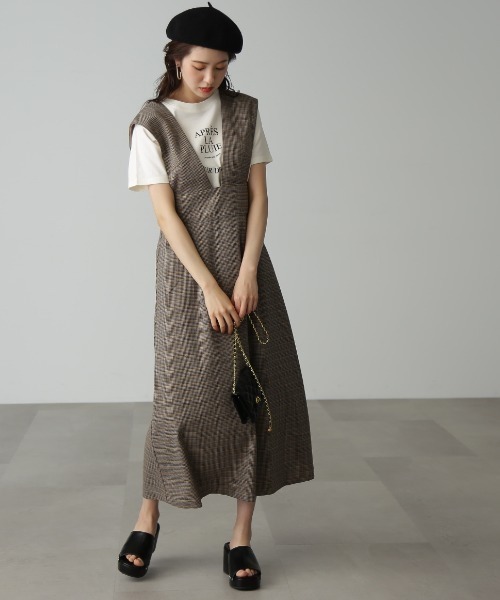 FREE'S MART（フリーズマート）の「◆ロゴプリントTシャツ（Tシャツ/カットソー・レディース・ホワイト/ベージュ/ネイビー・FREE）」の4枚目の写真