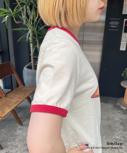 BETTY BOOP(ベティ・ブープ)の「【BETTY BOOP/ベティーブープ】ロゴプリントリンガーTee(Tシャツ/カットソー・レディース・グレー/ホワイト・FREE)」の22枚目の写真