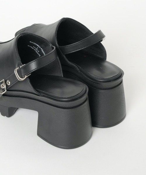 WEGO（ウィゴー）の「WEGO/ボリュームバルキーサンダル（サンダル・レディース・グレー/ブラック・MEDIUM/LARGE）」の12枚目の写真