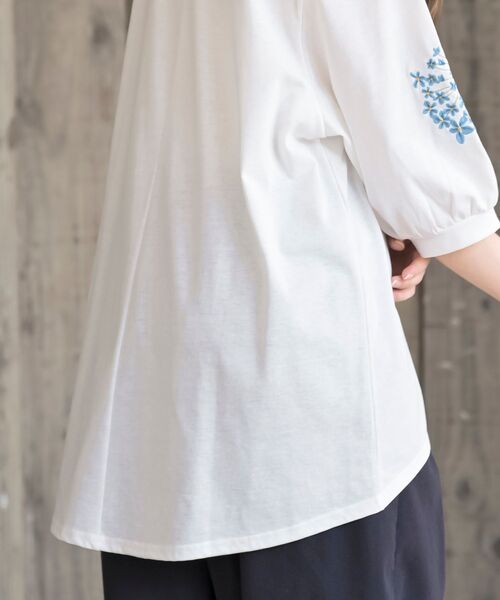 rps（アールピーエス）の「刺繍スリーブ７分袖カットプルオーバー（Tシャツ/カットソー・レディース・ホワイト系その他2/オフホワイト/ネイビー/チャコールグレー/オートミール/ホワイト系その他3・フリー）」の15枚目の写真