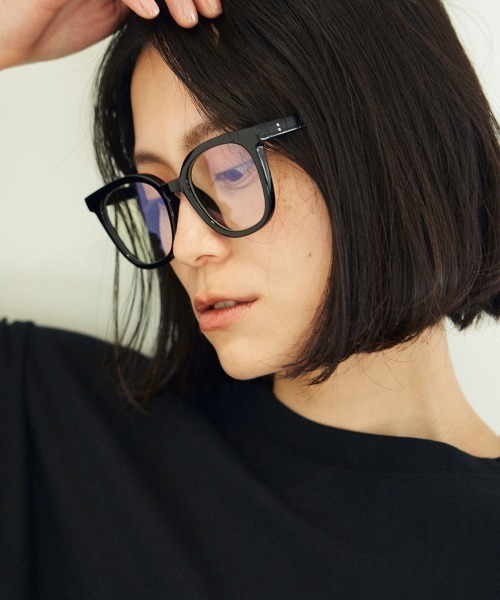marjour（マージュール）の「BLUE LIGHT CUT GLASSES（サングラス）」 WEAR