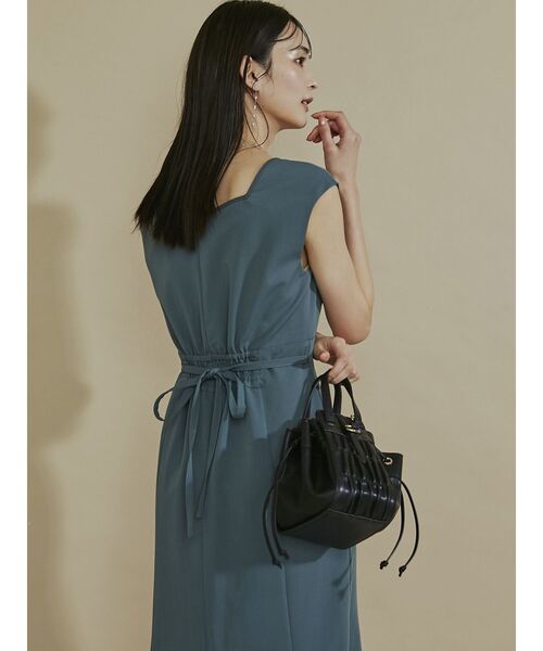 RESEXXY（リゼクシー）の「シャーリングコンパクトバッグ（ハンドバッグ・レディース・ブラック/ブラウン/アイボリー・FREE）」の11枚目の写真