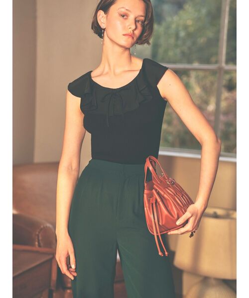 RESEXXY（リゼクシー）の「シャーリングコンパクトバッグ（ハンドバッグ・レディース・ブラック/ブラウン/アイボリー・FREE）」の12枚目の写真