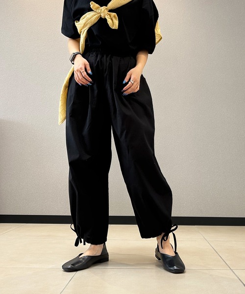 aimoha(アイモハ)の「ゆったりタック入りワイドパンツ(カーゴパンツ・レディース・ブラック/ベージュ・LARGE/MEDIUM/X-LARGE)」の22枚目の写真