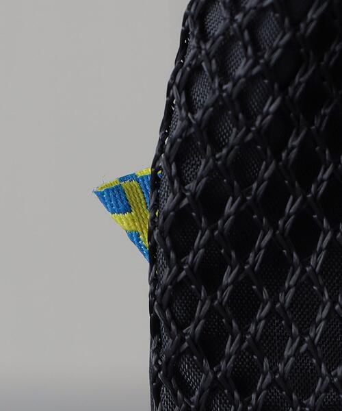 koti BEAUTY&YOUTH(コティ ビューティアンドユース)の「<Klattermusen>ALGIR ACCESSORY BAG M/ポーチ(ショルダーバッグ・メンズ・ブラック・FREE)」の5枚目の写真