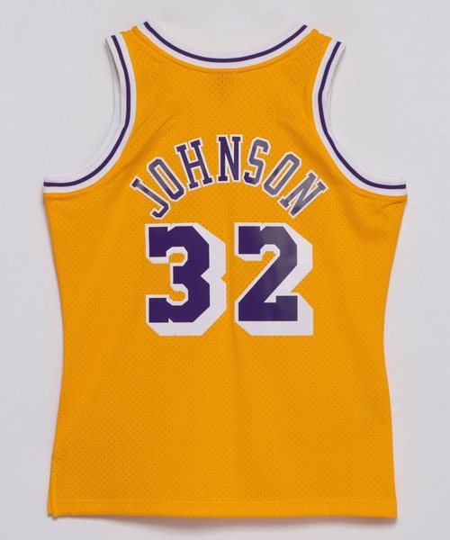 Mitchell&Ness（ミッチェル&ネス）の「Mitchell&Ness 　NBA SWINGMAN HOME JERSEY LAKERS 84 MAGIC JOHNSON（タンクトップ・メンズ・イエロー・L/XL/M）」の3枚目の写真
